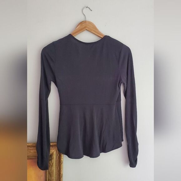 American Rag Elegant Charcoal Black Wrap Top Size Medium - Picture 9 of 9